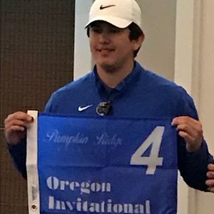 Meet your Posher, Logan